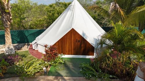 Quadruple Tent