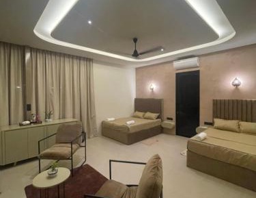 Deluxe Family Suite