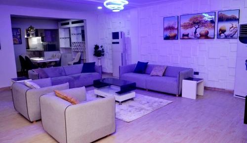 Three-Bedroom Apartment - High Floor
