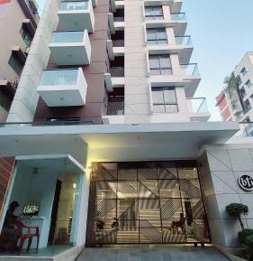 Three-Bedroom Deluxe Apartment