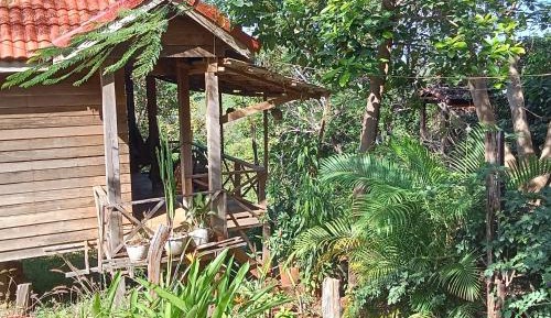 Bungalow with Patio