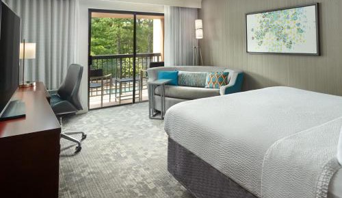 Executive King Room with Sofa Bed