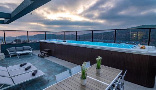 Penthouse Apartment