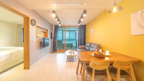 Studio 1