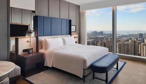 Executive King Room with River View