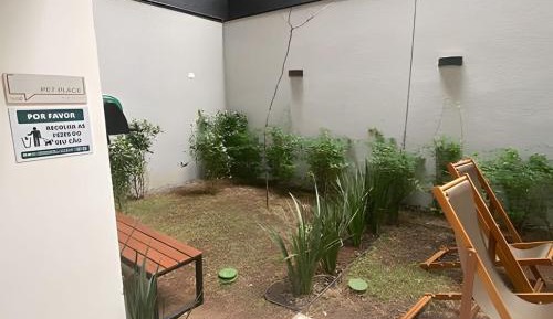 Studio Apartment with One Double Bed