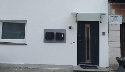 Basic Triple Room with Shared Bathroom