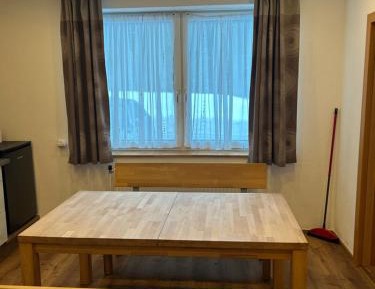 Apartment (6 Adults)