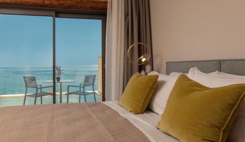 Suite with Private Pool