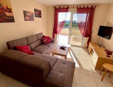 Apartment with Sea View