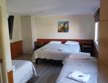 Family Room (2 Adults + 2 Children)