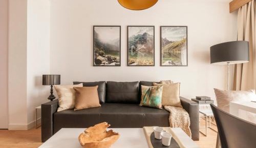 One-Bedroom Apartment with Terrace
