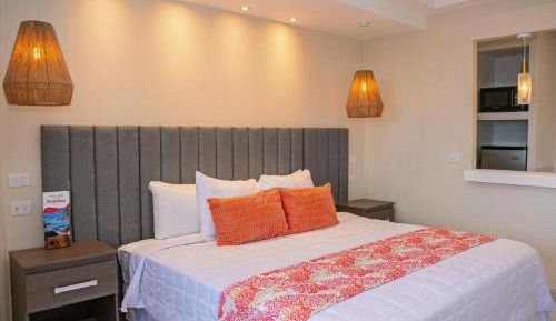 Deluxe Suite with Sea View