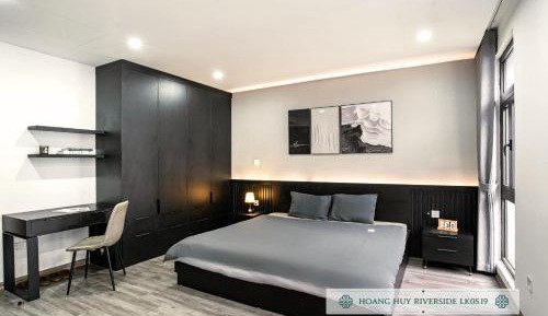 Queen Room