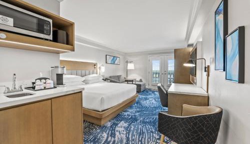 Premium King Room