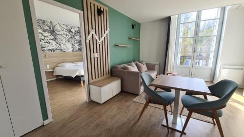 One-Bedroom Family Apartment