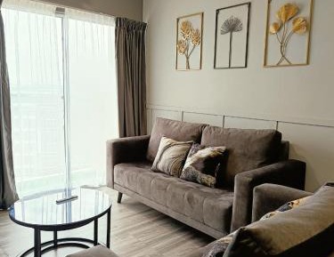 Three-Bedroom Apartment - High Floor