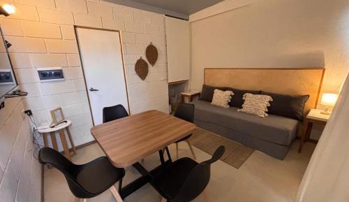 Room #759654506
