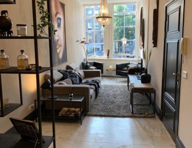 One-Bedroom Apartment with View