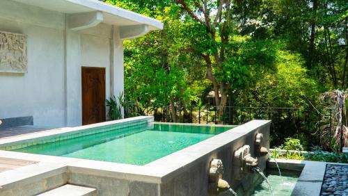 Grand View Rooftop Villa with Free Benefits