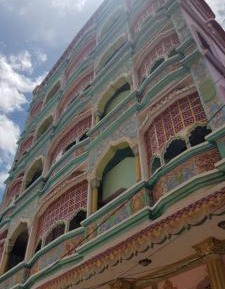 Deluxe Double Room (2 Adults + 1 Child)