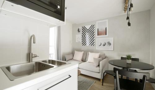 One-Bedroom Apartment