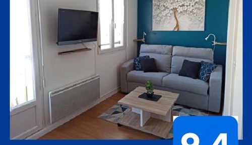 Studio with Sofa Bed
