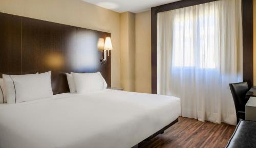 Junior King Suite