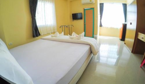 Luxury Triple Room