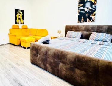 Three-Bedroom Standard Apartment