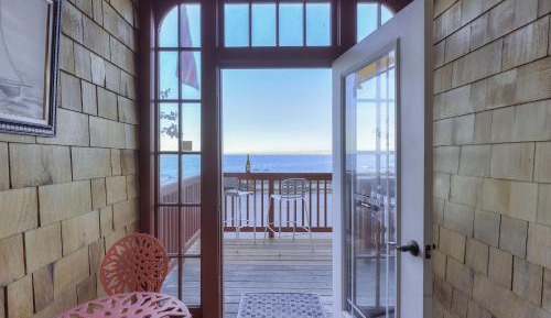 Two-Bedroom Townhouse