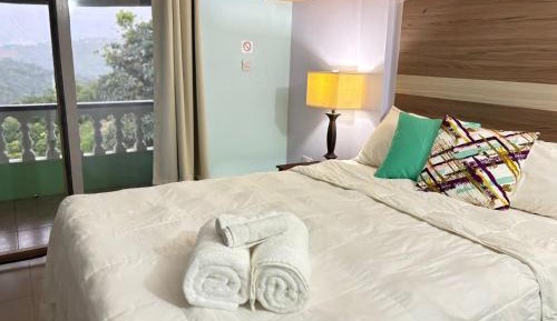 Double Room with Mountain View