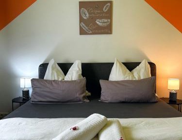 Large Double Room