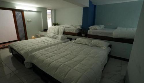 4-Bed Mixed Dormitory Room