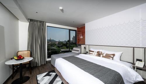 Superior King Room
