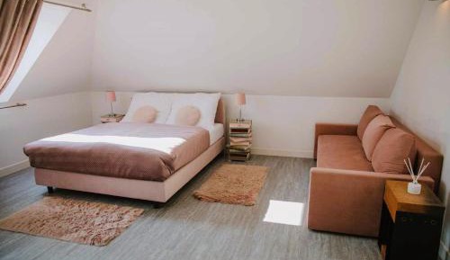 Double Room with Private Bathroom
