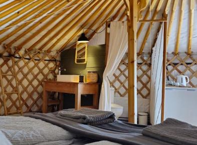 Tent (2 Adults) 