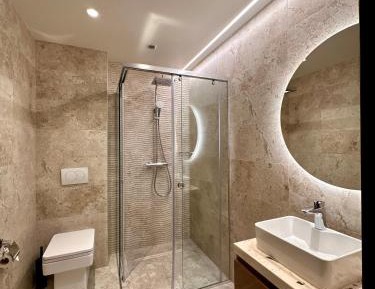 Double Room with Spa Bath