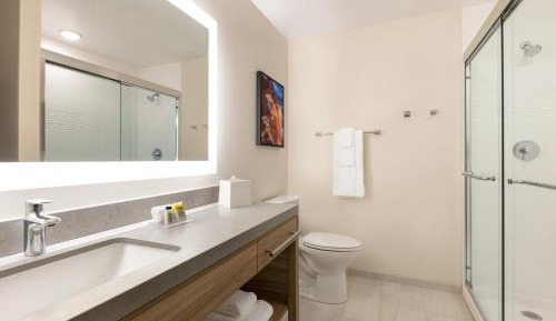 King Studio Suite