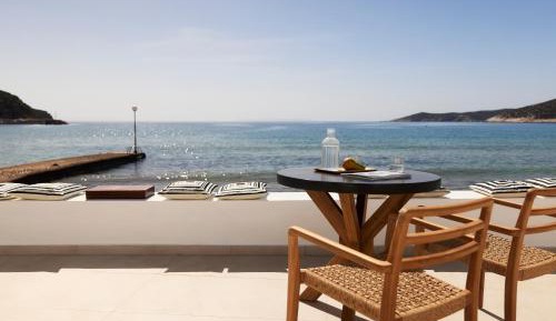 Beachfront Suite