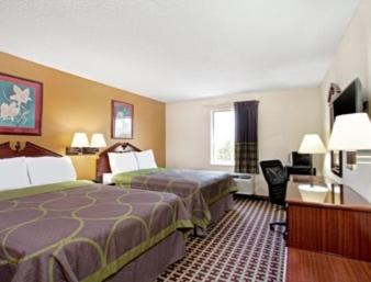 Deluxe Business King Room - Non-Smoking