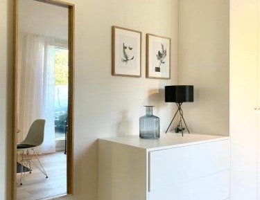 Studio Apartment with One Double Bed