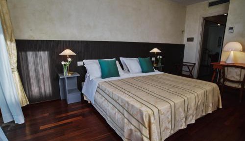 Quadruple Room with Sea View