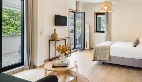 King Suite with Balcony