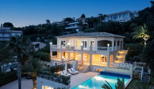 Villa with Sea View