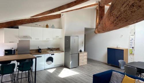 Three-Bedroom Apartment - High Floor