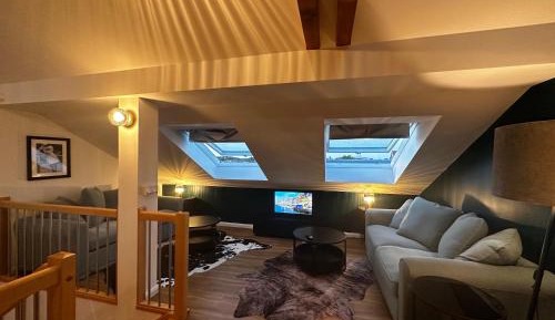 Two-Bedroom Deluxe Apartment