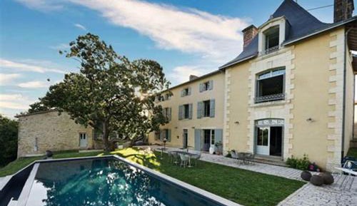 Deluxe Villa