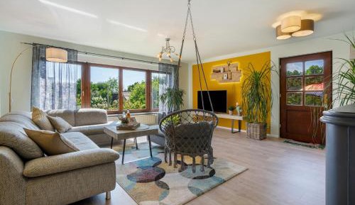 Superior One-Bedroom Apartment