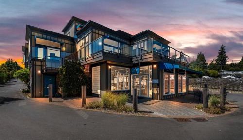Penthouse Apartment